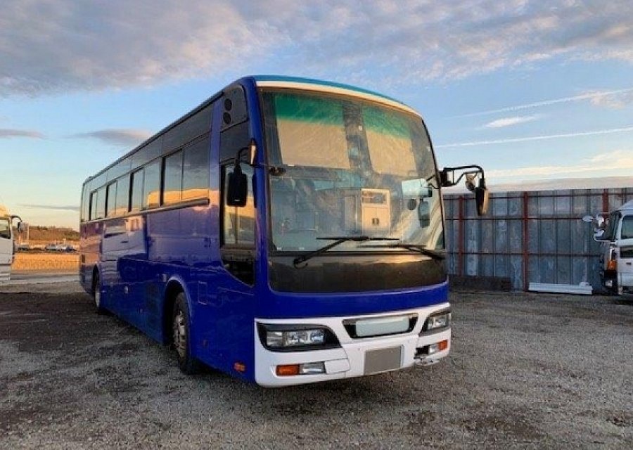 NISSAN DIESEL BUS - 45 SEATER (2006)