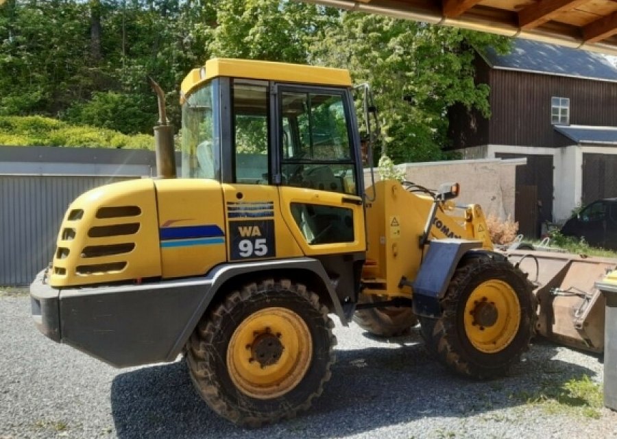 2002 Komatsu WA 95 Wheel Loader