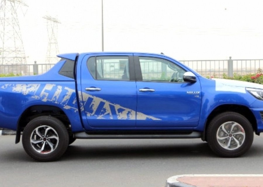 Toyota Hilux 4.0 V6 Full options (LHD) -2020