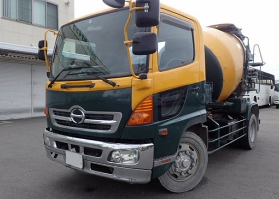 HINO RANGER MIXER TRUCK- 2003